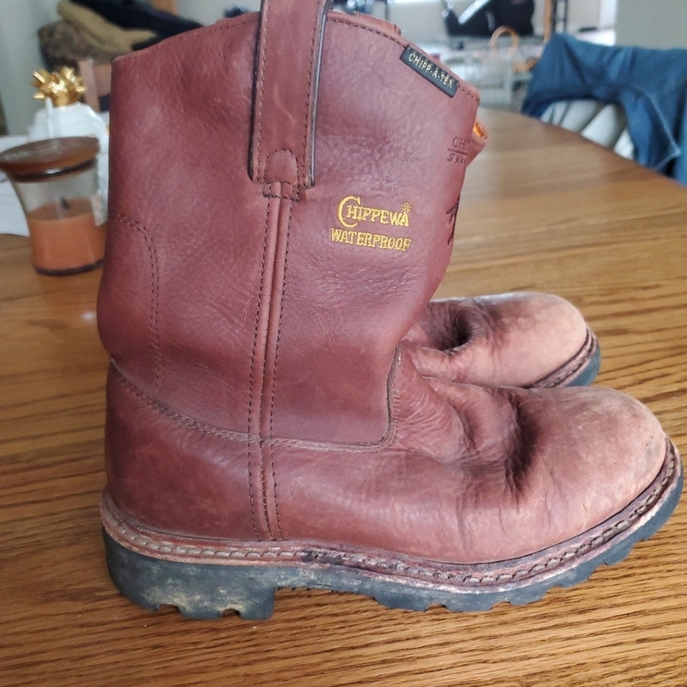 Chippewa Sportility size 6.5 Men's Waterproof Slip On Boots